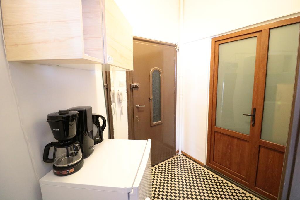 Cozy 2 Bedrooms Apartment In The Old Town 부쿠레슈티 외부 사진